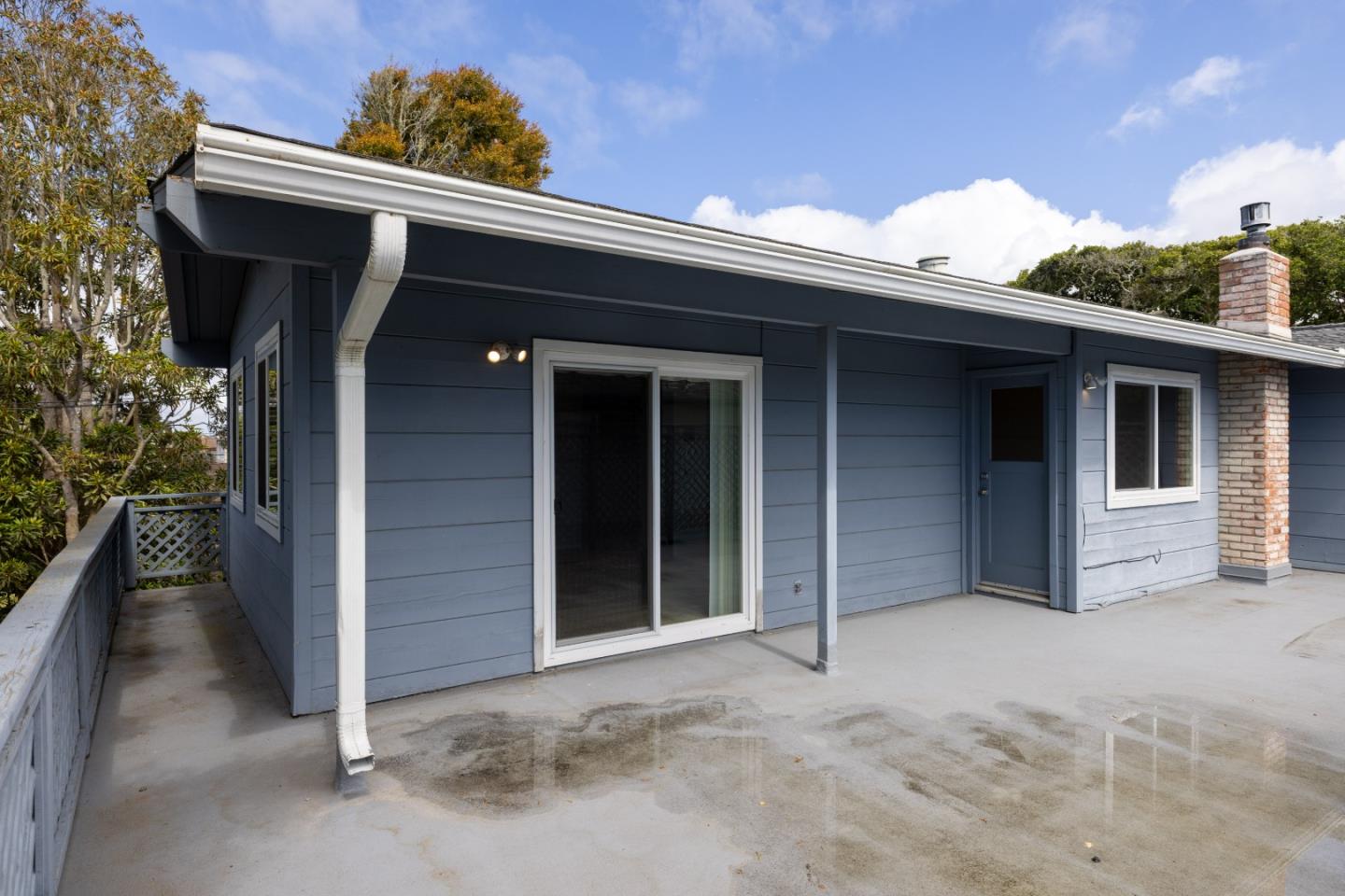 Detail Gallery Image 32 of 39 For 723 Eardley Ave, Pacific Grove,  CA 93950 - 3 Beds | 2 Baths