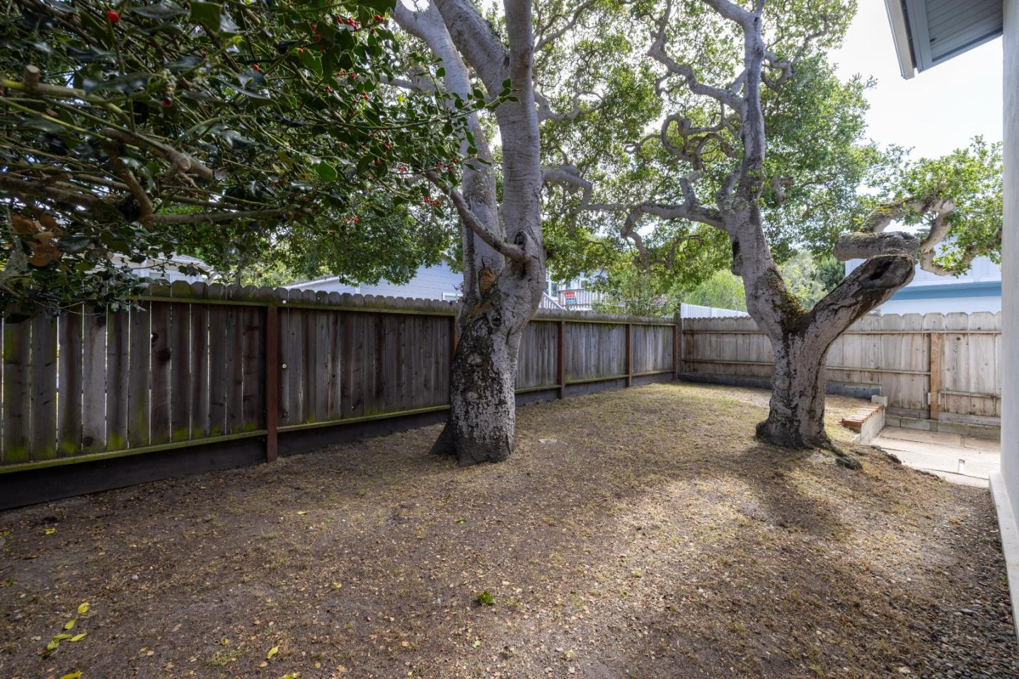 Detail Gallery Image 38 of 39 For 723 Eardley Ave, Pacific Grove,  CA 93950 - 3 Beds | 2 Baths