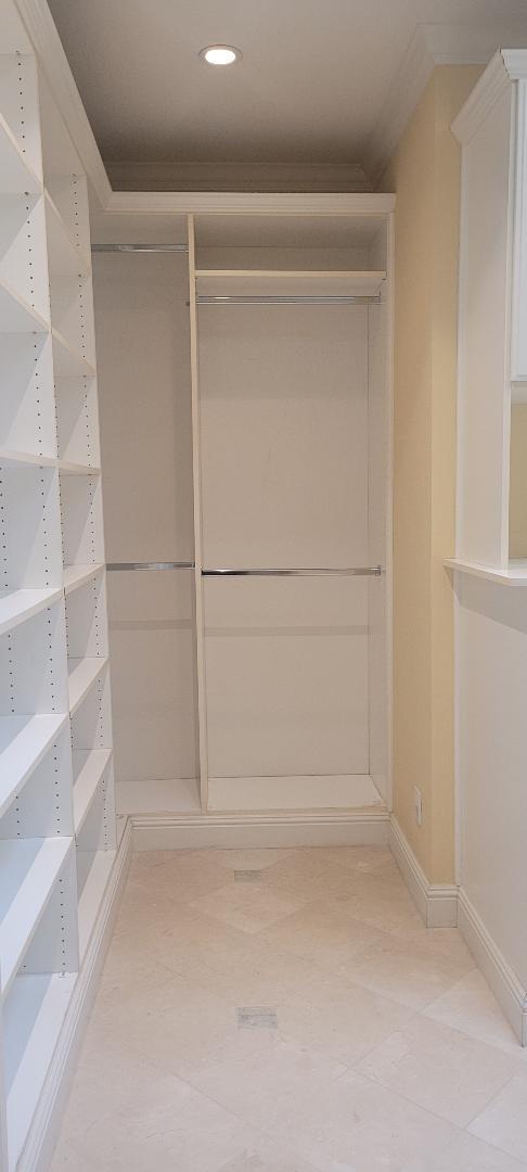 Detail Gallery Image 10 of 11 For 925 Flying Fish St, Foster City,  CA 94404 - 5 Beds | 3/1 Baths