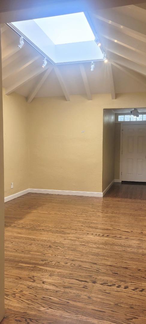 Detail Gallery Image 5 of 11 For 925 Flying Fish St, Foster City,  CA 94404 - 5 Beds | 3/1 Baths