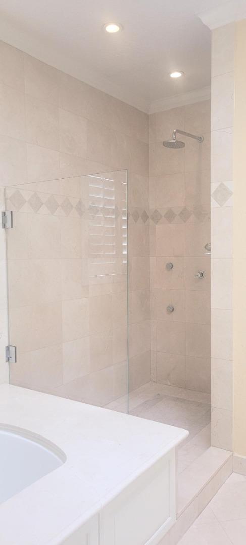 Detail Gallery Image 8 of 11 For 925 Flying Fish St, Foster City,  CA 94404 - 5 Beds | 3/1 Baths