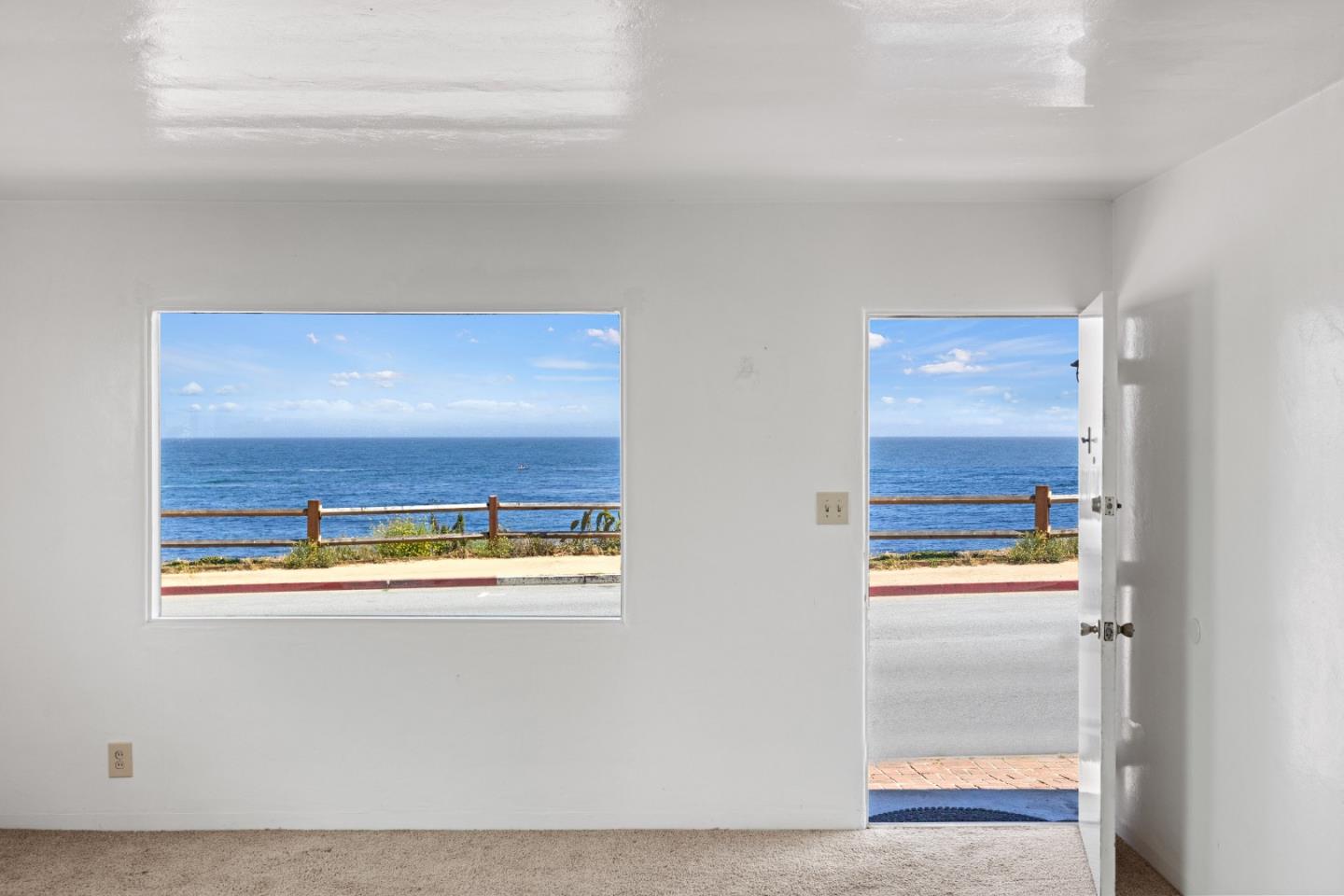 Detail Gallery Image 3 of 10 For 813 Ocean View Blvd, Pacific Grove,  CA 93950 - – Beds | – Baths