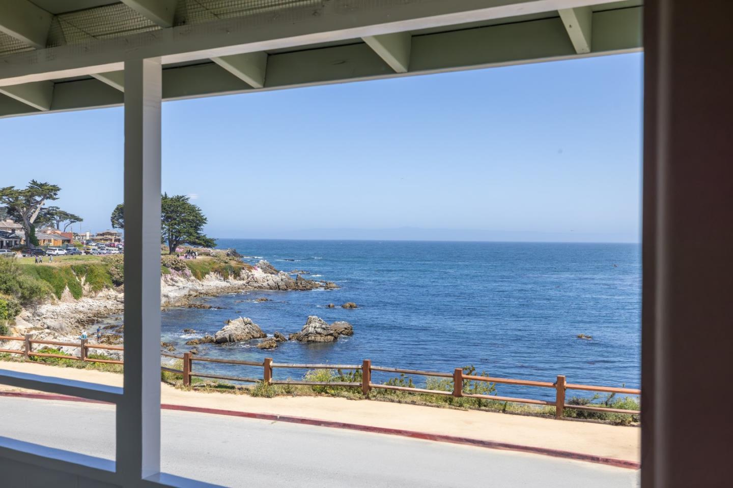 Detail Gallery Image 8 of 10 For 813 Ocean View Blvd, Pacific Grove,  CA 93950 - – Beds | – Baths