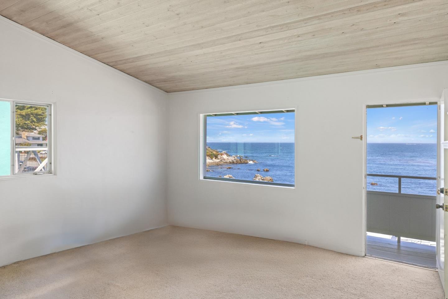 Detail Gallery Image 9 of 10 For 813 Ocean View Blvd, Pacific Grove,  CA 93950 - – Beds | – Baths