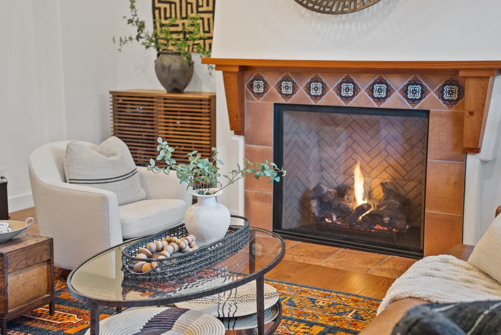 Detail Gallery Image 4 of 38 For 105 Zanzibar Dr, Aptos,  CA 95003 - 4 Beds | 2/1 Baths