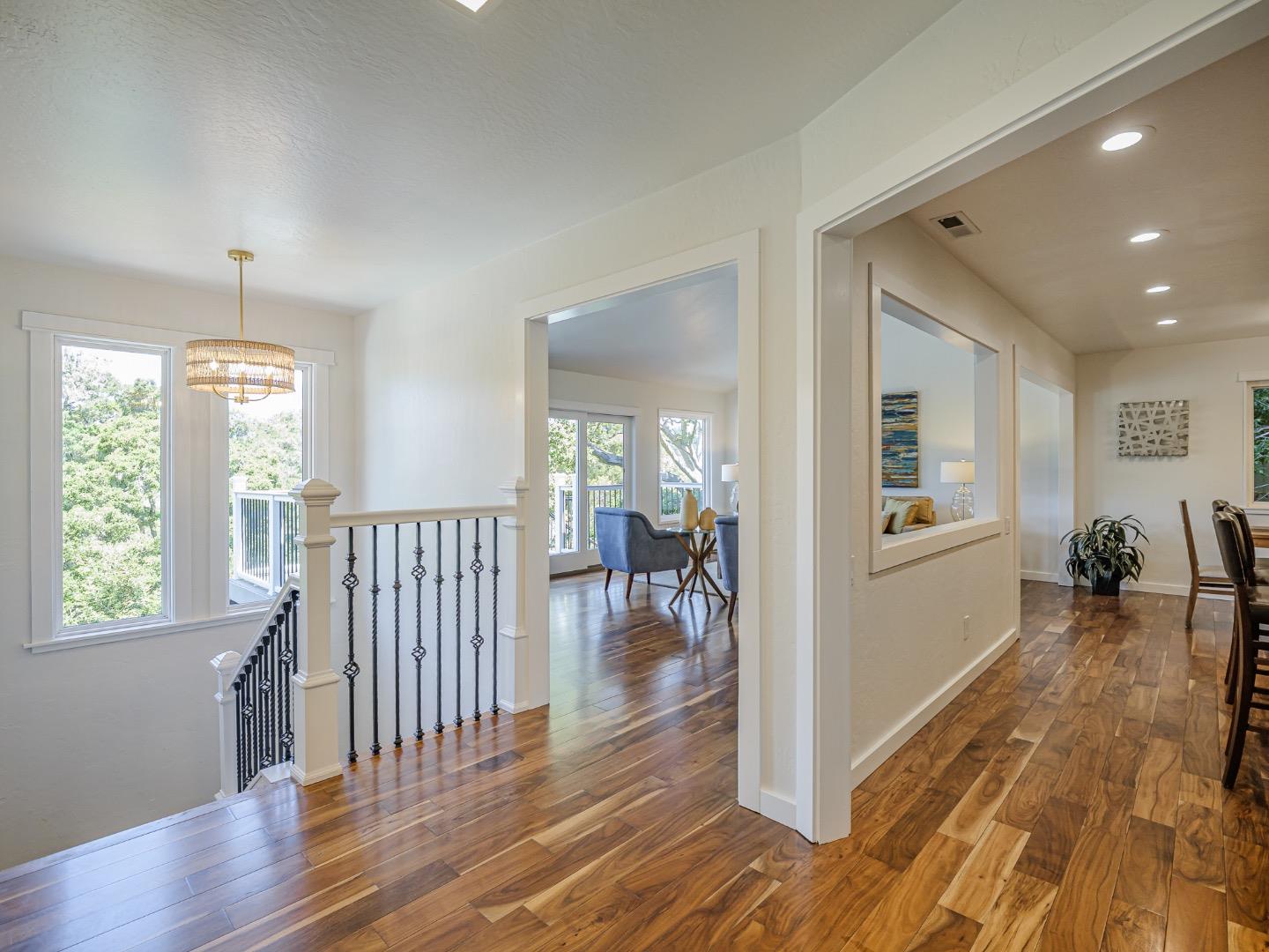 Detail Gallery Image 11 of 98 For 609 Encino Dr, Aptos,  CA 95003 - 3 Beds | 3 Baths