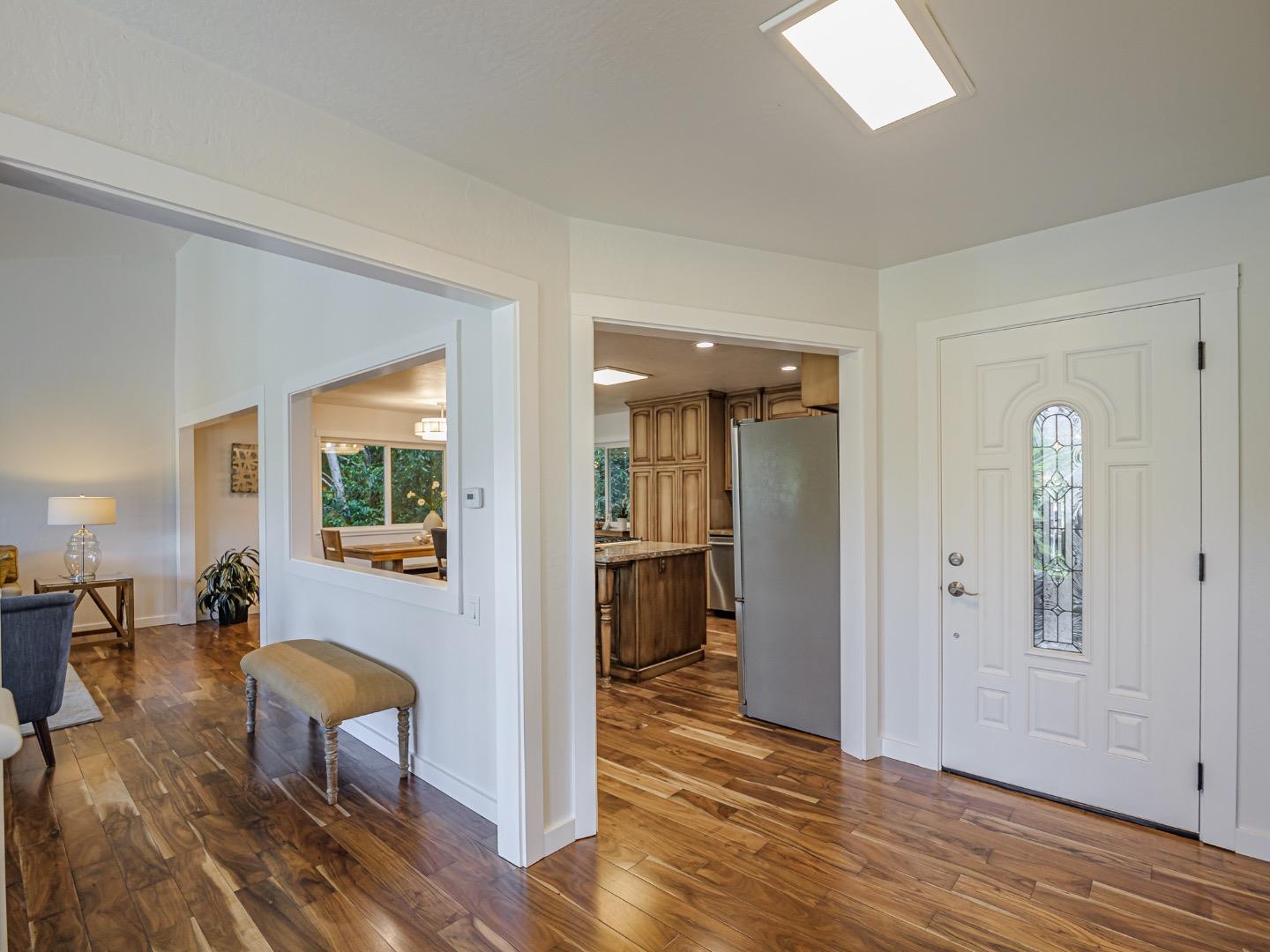 Detail Gallery Image 12 of 98 For 609 Encino Dr, Aptos,  CA 95003 - 3 Beds | 3 Baths