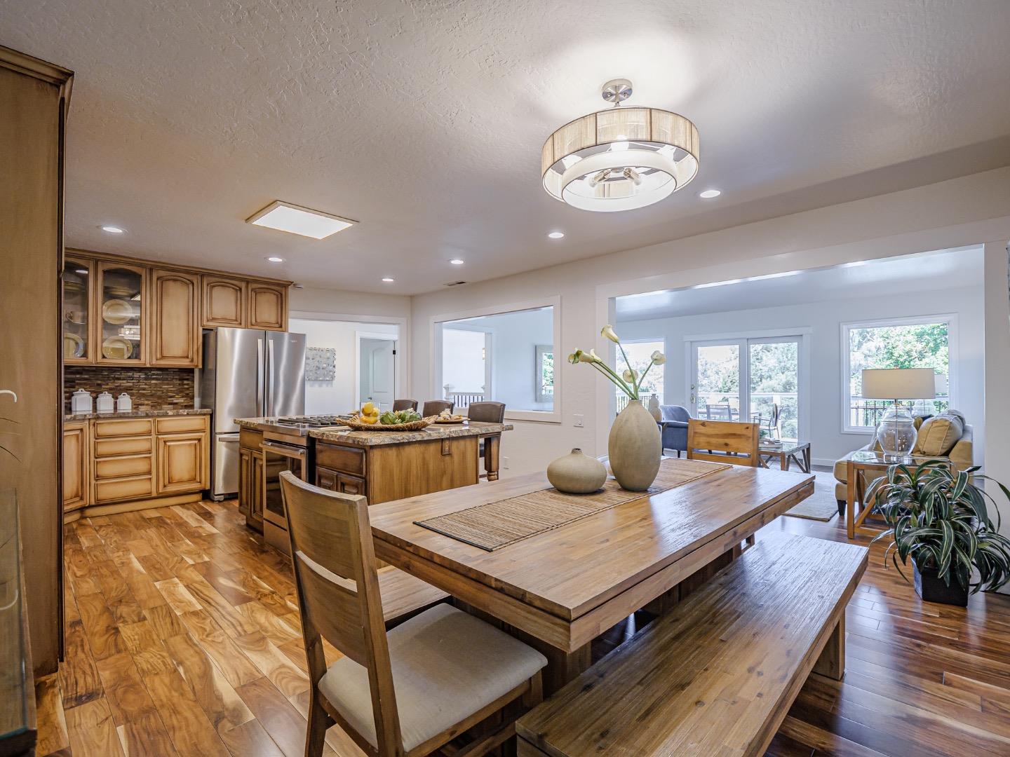 Detail Gallery Image 4 of 98 For 609 Encino Dr, Aptos,  CA 95003 - 3 Beds | 3 Baths