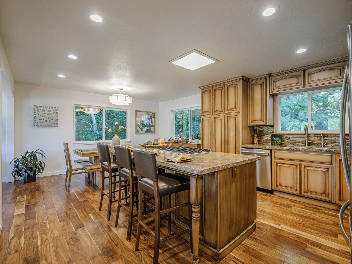 Detail Gallery Image 5 of 98 For 609 Encino Dr, Aptos,  CA 95003 - 3 Beds | 3 Baths