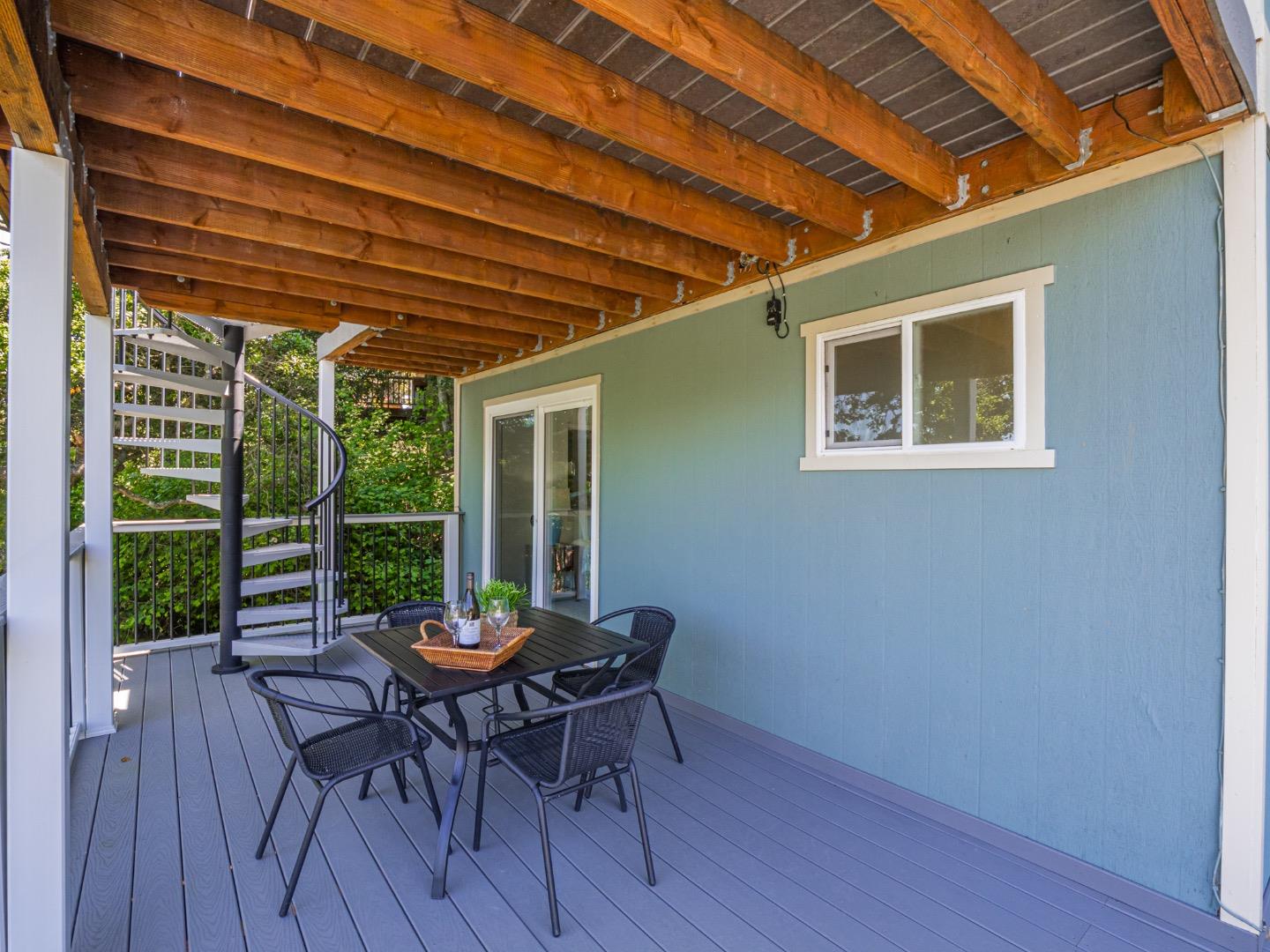 Detail Gallery Image 52 of 98 For 609 Encino Dr, Aptos,  CA 95003 - 3 Beds | 3 Baths