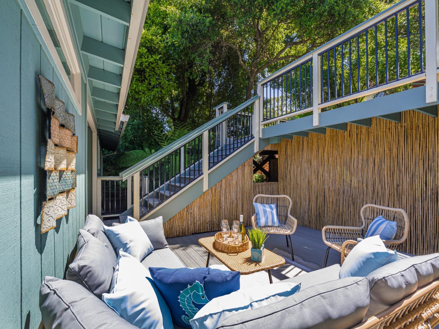 Detail Gallery Image 6 of 98 For 609 Encino Dr, Aptos,  CA 95003 - 3 Beds | 3 Baths