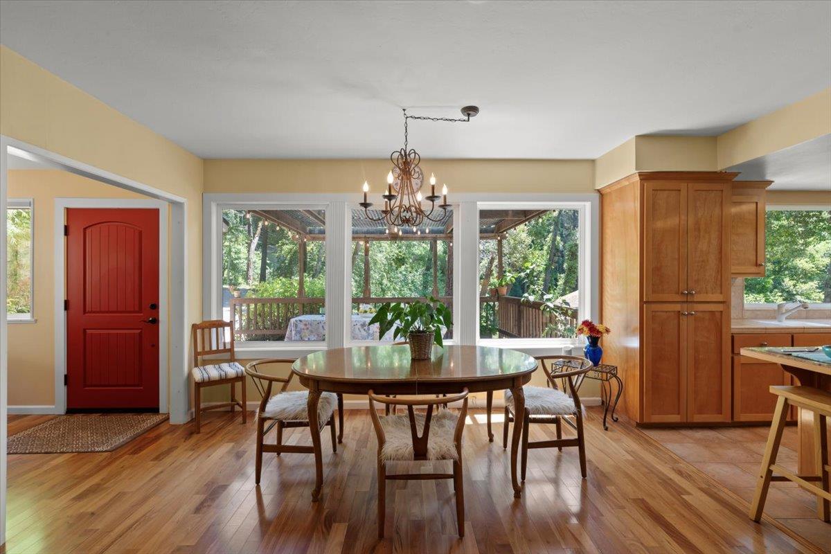 Detail Gallery Image 10 of 54 For 11949 Lakeshore Dr, Felton,  CA 95018 - 3 Beds | 2 Baths