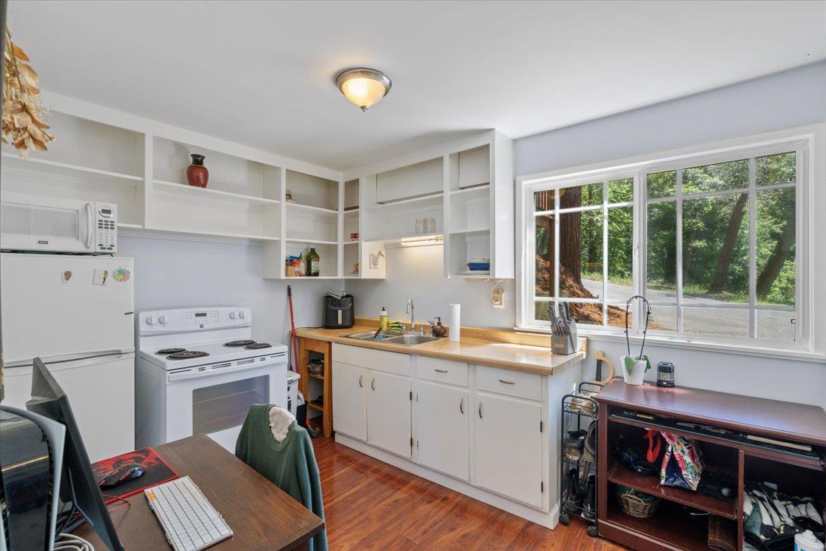 Detail Gallery Image 35 of 54 For 11949 Lakeshore Dr, Felton,  CA 95018 - 3 Beds | 2 Baths