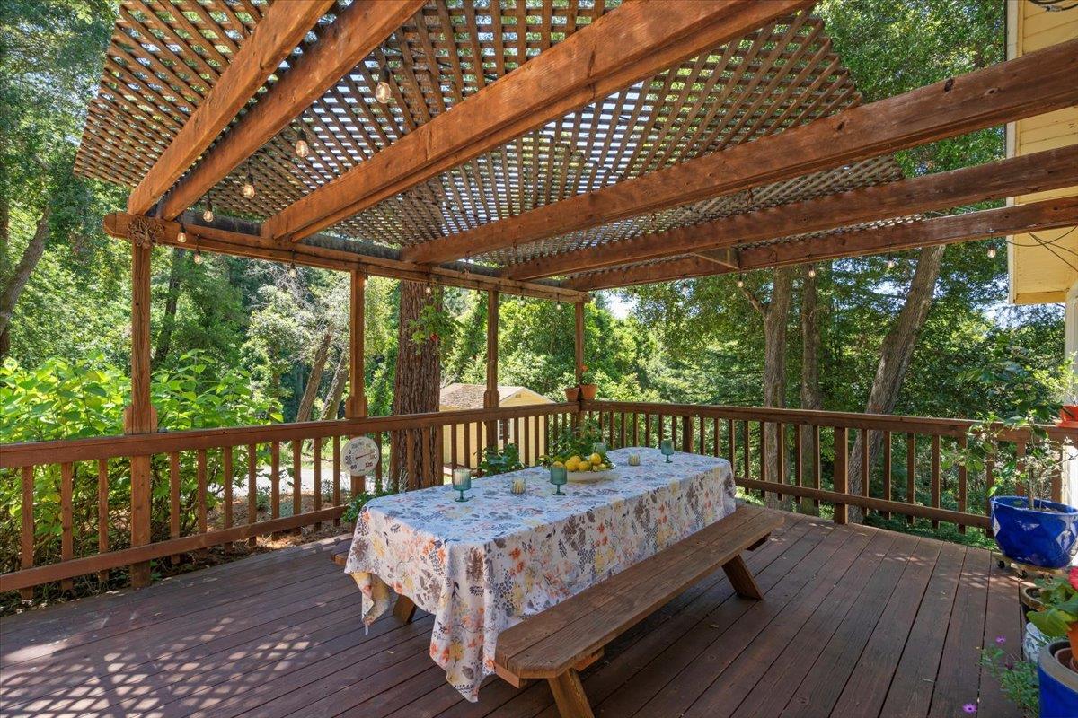Detail Gallery Image 7 of 54 For 11949 Lakeshore Dr, Felton,  CA 95018 - 3 Beds | 2 Baths