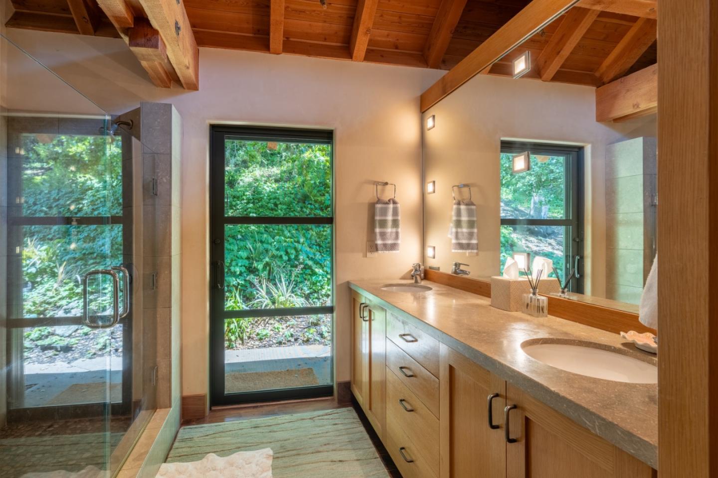 Detail Gallery Image 15 of 43 For 5441 Quail Meadows Dr, Carmel,  CA 93923 - 4 Beds | 4/1 Baths