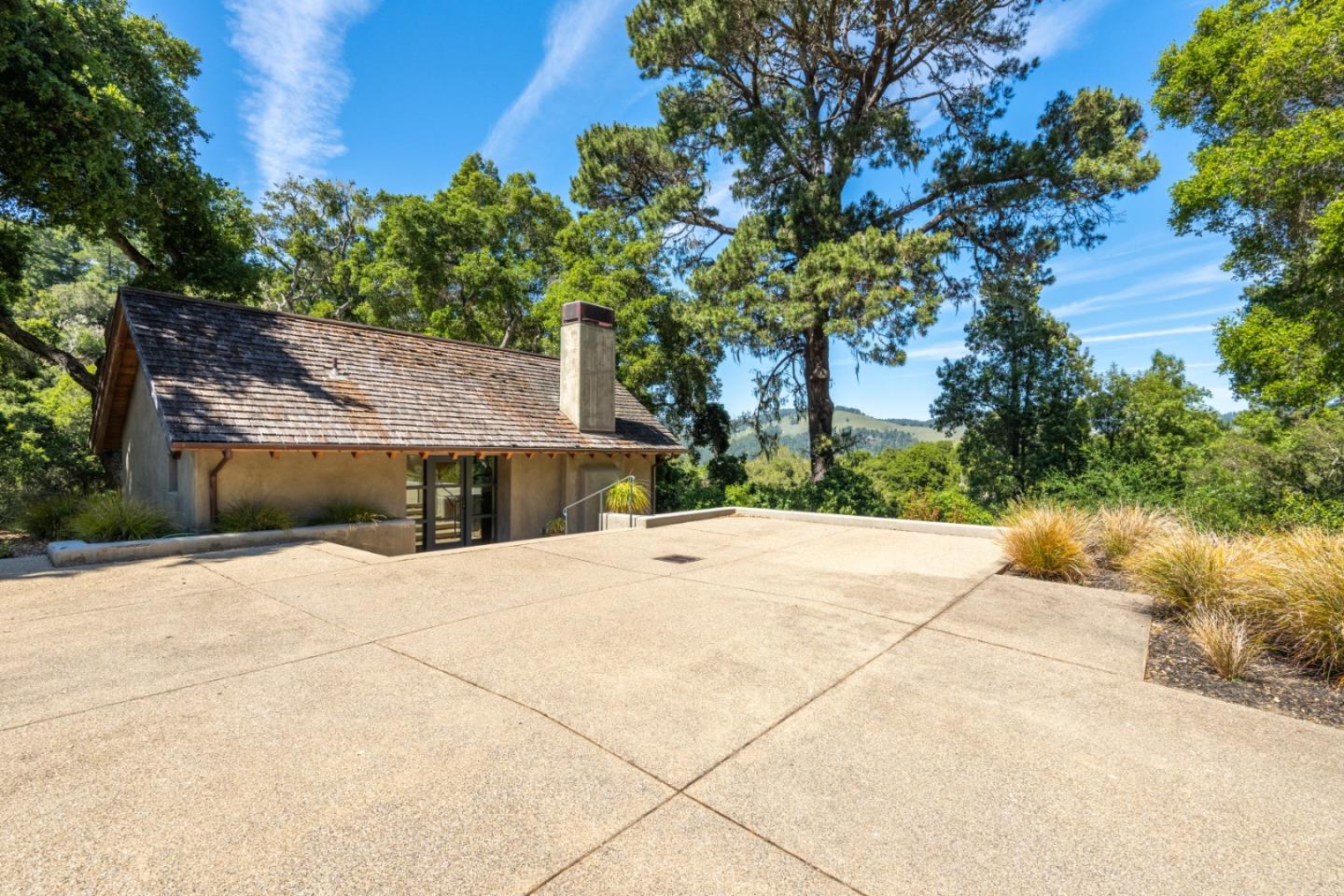 Detail Gallery Image 25 of 43 For 5441 Quail Meadows Dr, Carmel,  CA 93923 - 4 Beds | 4/1 Baths