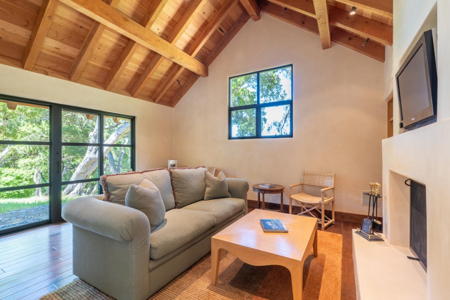 Detail Gallery Image 26 of 43 For 5441 Quail Meadows Dr, Carmel,  CA 93923 - 4 Beds | 4/1 Baths
