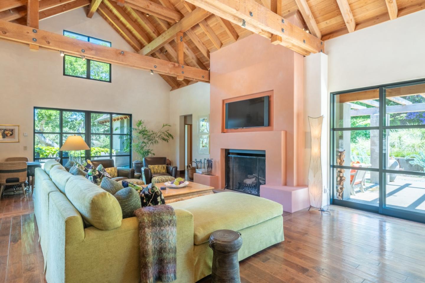 Detail Gallery Image 5 of 43 For 5441 Quail Meadows Dr, Carmel,  CA 93923 - 4 Beds | 4/1 Baths