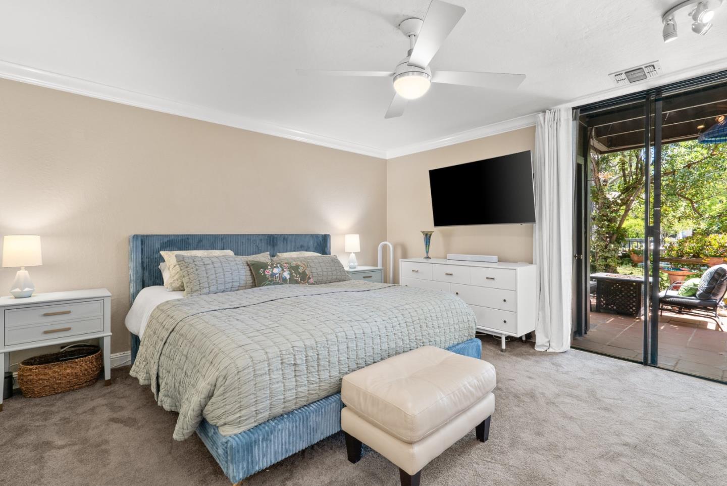 Detail Gallery Image 22 of 51 For 102 Tree Frog Ln, Santa Cruz,  CA 95060 - 2 Beds | 2 Baths