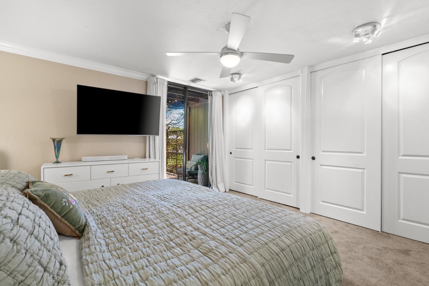 Detail Gallery Image 23 of 51 For 102 Tree Frog Ln, Santa Cruz,  CA 95060 - 2 Beds | 2 Baths