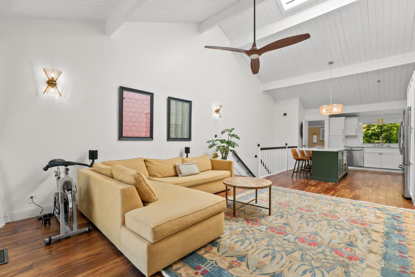 Detail Gallery Image 7 of 51 For 102 Tree Frog Ln, Santa Cruz,  CA 95060 - 2 Beds | 2 Baths
