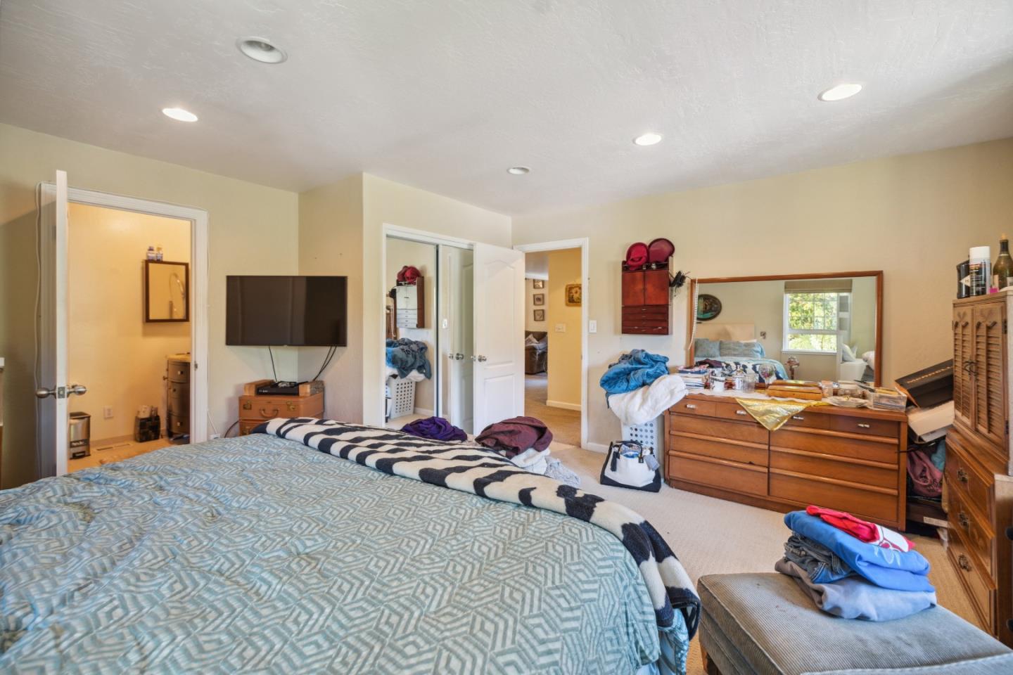 Detail Gallery Image 18 of 73 For 600 Cook Way, Ben Lomond,  CA 95005 - 4 Beds | 2/1 Baths