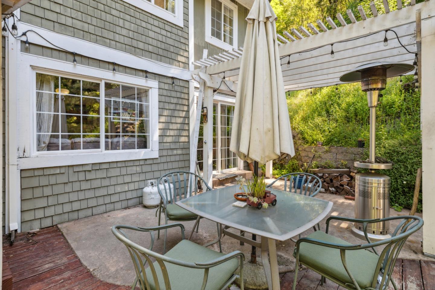 Detail Gallery Image 44 of 73 For 600 Cook Way, Ben Lomond,  CA 95005 - 4 Beds | 2/1 Baths