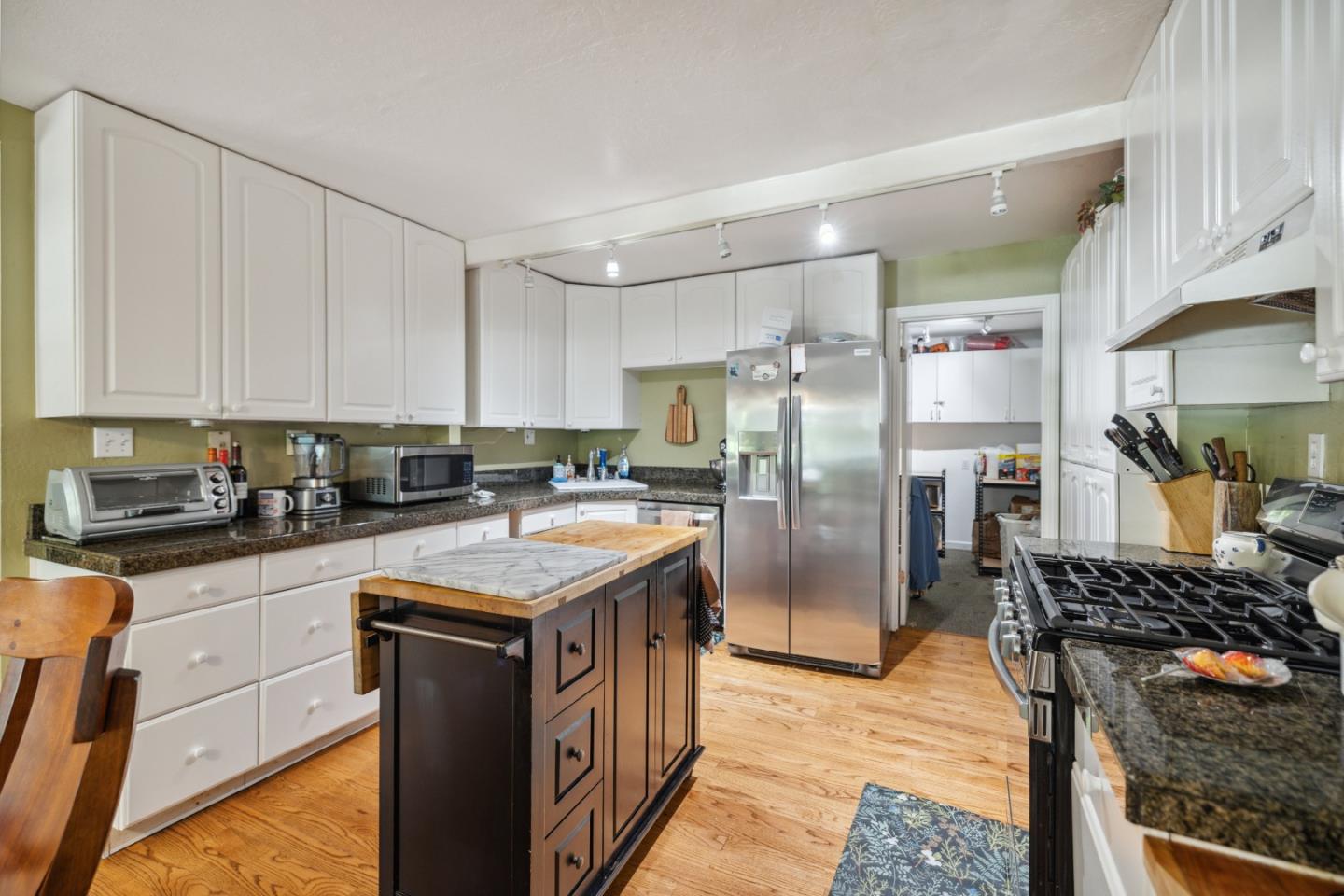 Detail Gallery Image 8 of 73 For 600 Cook Way, Ben Lomond,  CA 95005 - 4 Beds | 2/1 Baths
