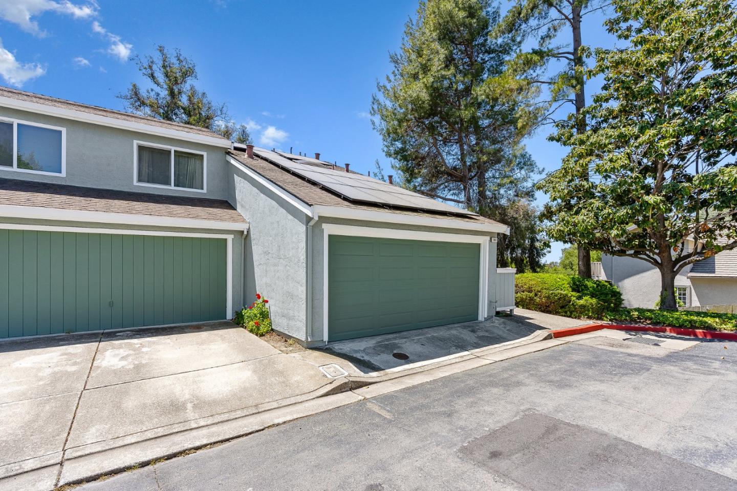 Detail Gallery Image 41 of 54 For 1881 Chantilly Ln, Hayward,  CA 94541 - 3 Beds | 2/1 Baths