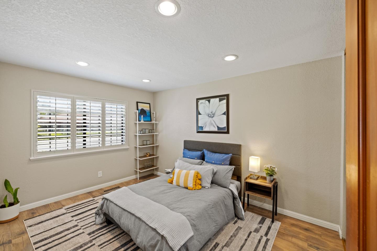 Detail Gallery Image 20 of 32 For 7 Antelope Ln, Monterey,  CA 93940 - 4 Beds | 2/1 Baths