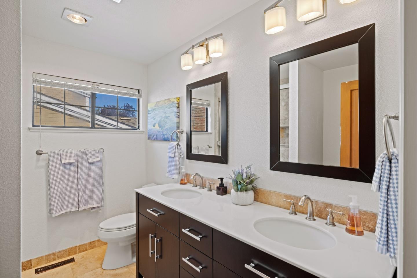 Detail Gallery Image 22 of 32 For 7 Antelope Ln, Monterey,  CA 93940 - 4 Beds | 2/1 Baths