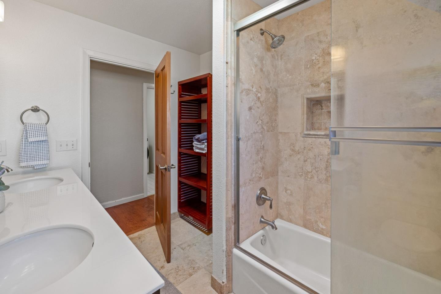 Detail Gallery Image 23 of 32 For 7 Antelope Ln, Monterey,  CA 93940 - 4 Beds | 2/1 Baths