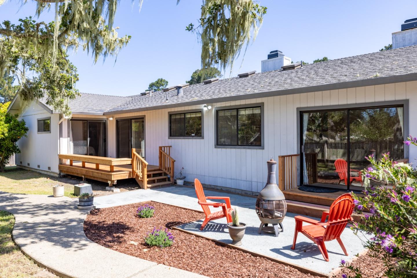 Detail Gallery Image 29 of 32 For 7 Antelope Ln, Monterey,  CA 93940 - 4 Beds | 2/1 Baths