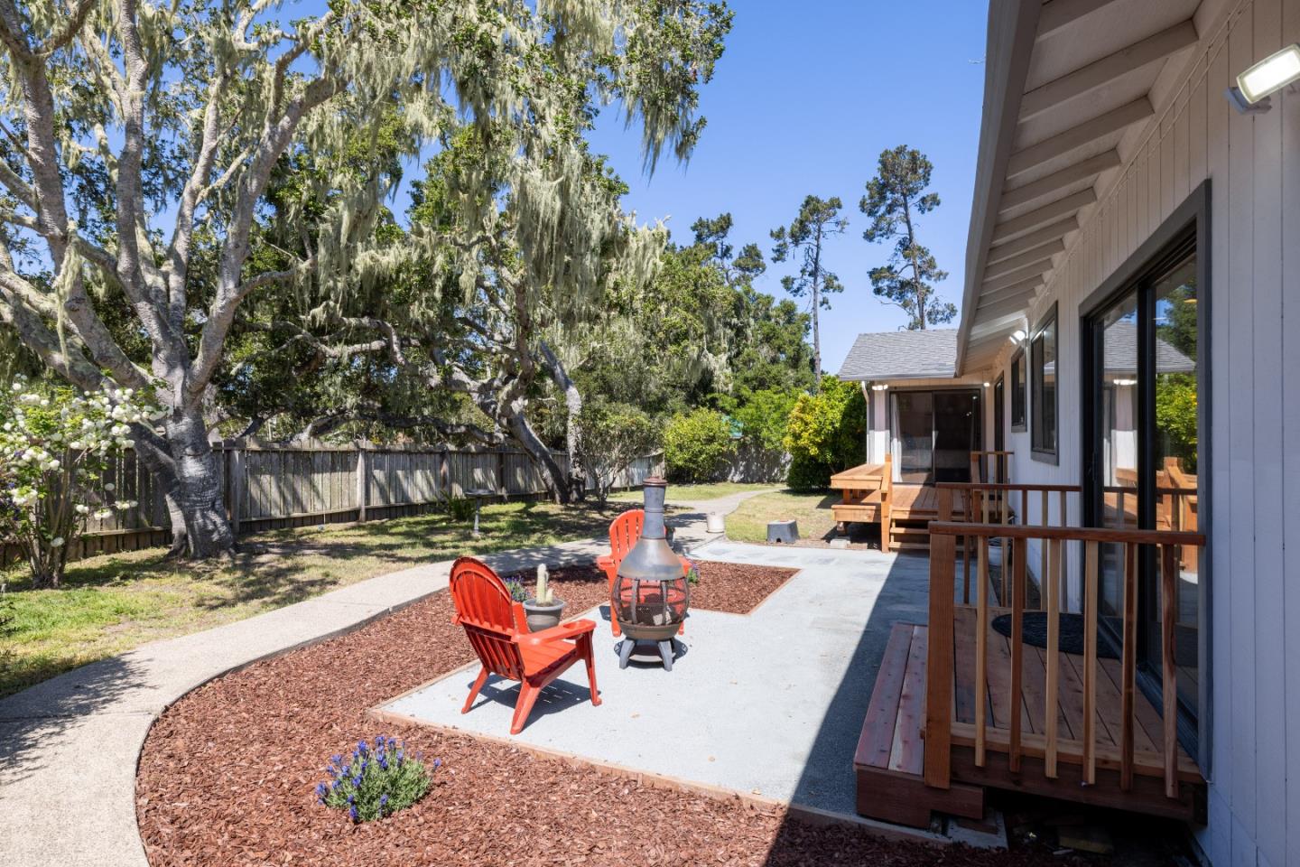 Detail Gallery Image 30 of 32 For 7 Antelope Ln, Monterey,  CA 93940 - 4 Beds | 2/1 Baths