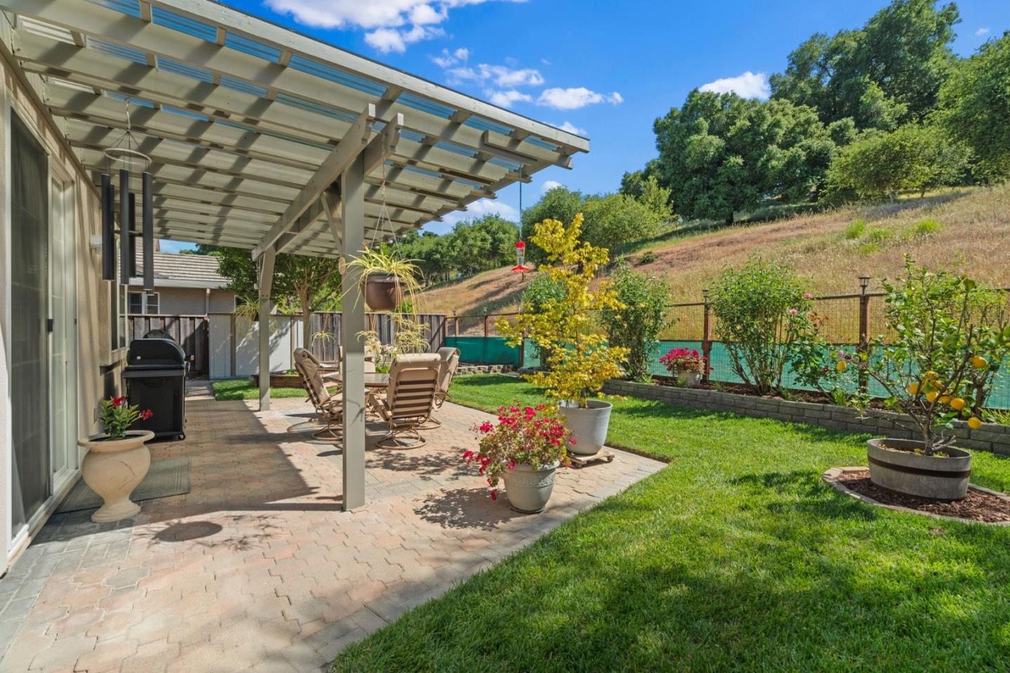 Detail Gallery Image 43 of 52 For 1656 Valley Oaks Dr, Gilroy,  CA 95020 - 5 Beds | 3 Baths