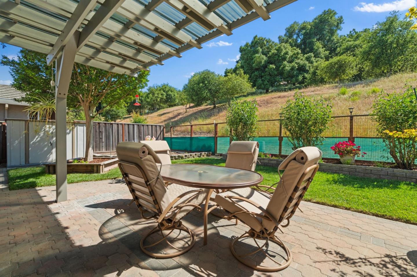 Detail Gallery Image 45 of 52 For 1656 Valley Oaks Dr, Gilroy,  CA 95020 - 5 Beds | 3 Baths