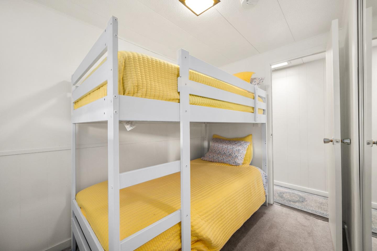 Detail Gallery Image 10 of 33 For 740 30th Ave #74,  Santa Cruz,  CA 95062 - 2 Beds | 1 Baths