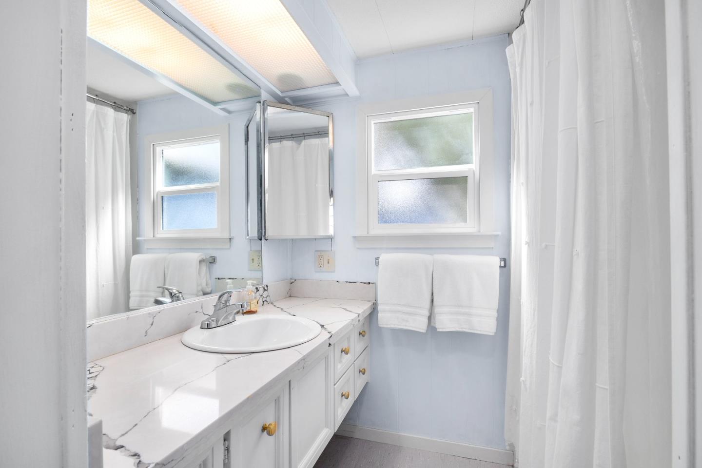 Detail Gallery Image 13 of 33 For 740 30th Ave #74,  Santa Cruz,  CA 95062 - 2 Beds | 1 Baths