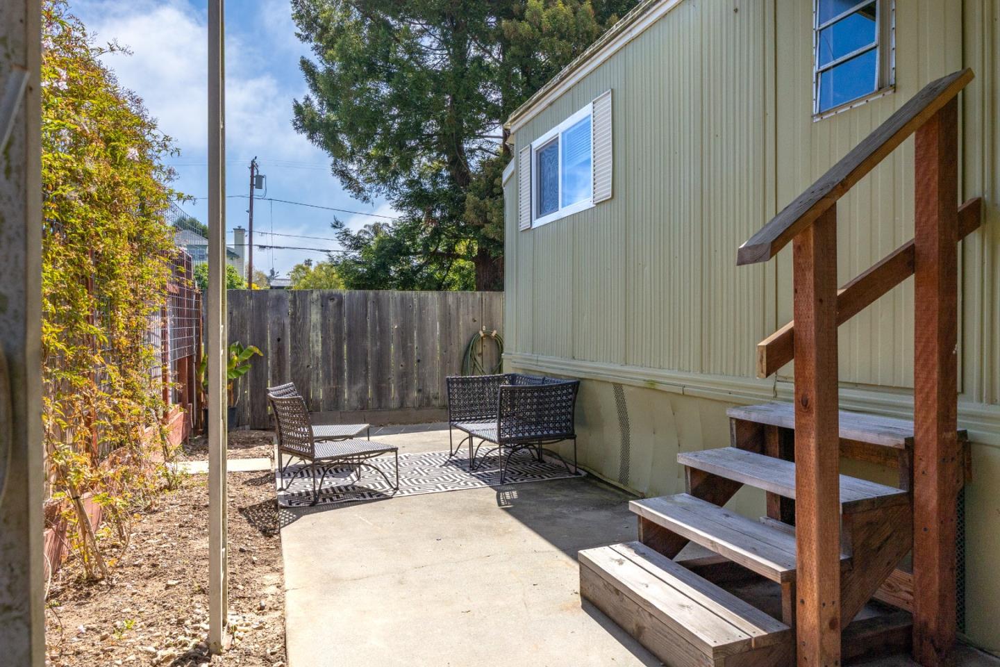 Detail Gallery Image 18 of 33 For 740 30th Ave #74,  Santa Cruz,  CA 95062 - 2 Beds | 1 Baths