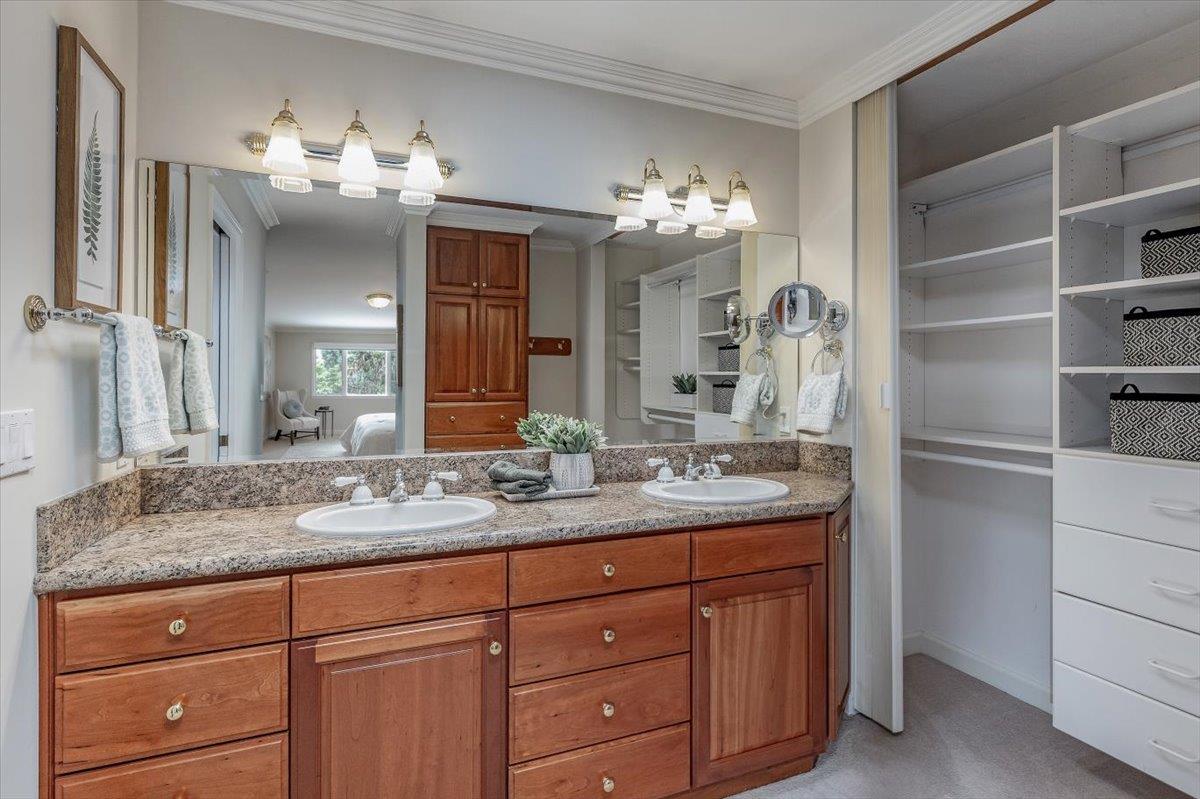 Detail Gallery Image 17 of 40 For 955 Hayman Pl, Los Altos,  CA 94024 - 4 Beds | 2/1 Baths