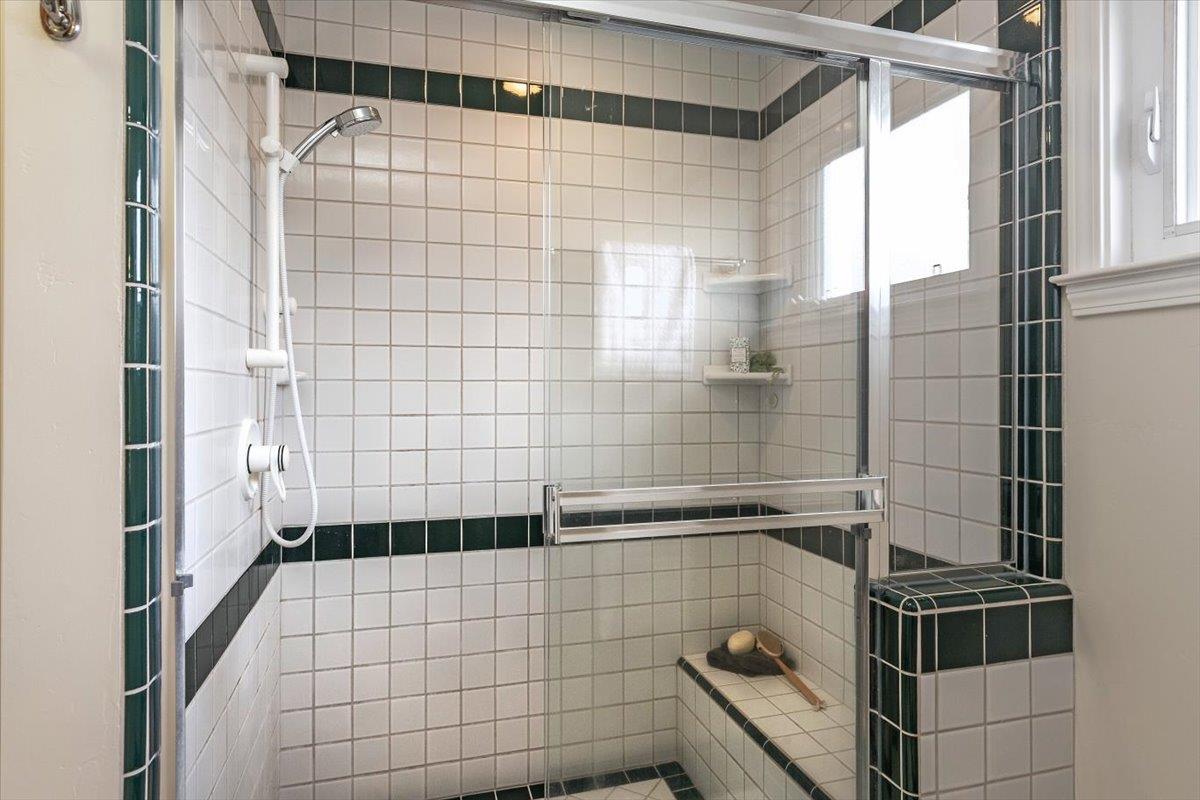 Detail Gallery Image 18 of 40 For 955 Hayman Pl, Los Altos,  CA 94024 - 4 Beds | 2/1 Baths