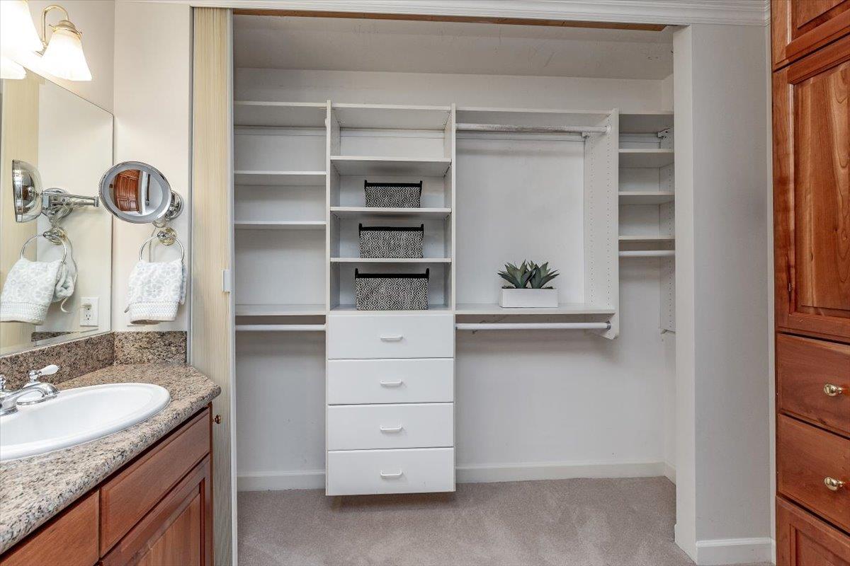 Detail Gallery Image 19 of 40 For 955 Hayman Pl, Los Altos,  CA 94024 - 4 Beds | 2/1 Baths