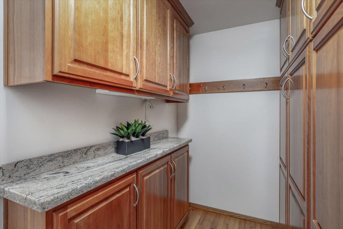 Detail Gallery Image 26 of 40 For 955 Hayman Pl, Los Altos,  CA 94024 - 4 Beds | 2/1 Baths