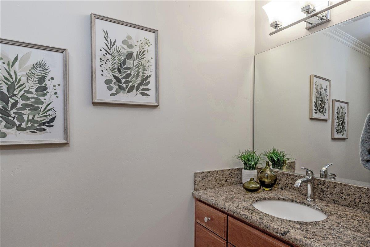 Detail Gallery Image 27 of 40 For 955 Hayman Pl, Los Altos,  CA 94024 - 4 Beds | 2/1 Baths