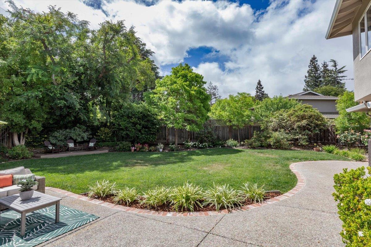 Detail Gallery Image 37 of 40 For 955 Hayman Pl, Los Altos,  CA 94024 - 4 Beds | 2/1 Baths