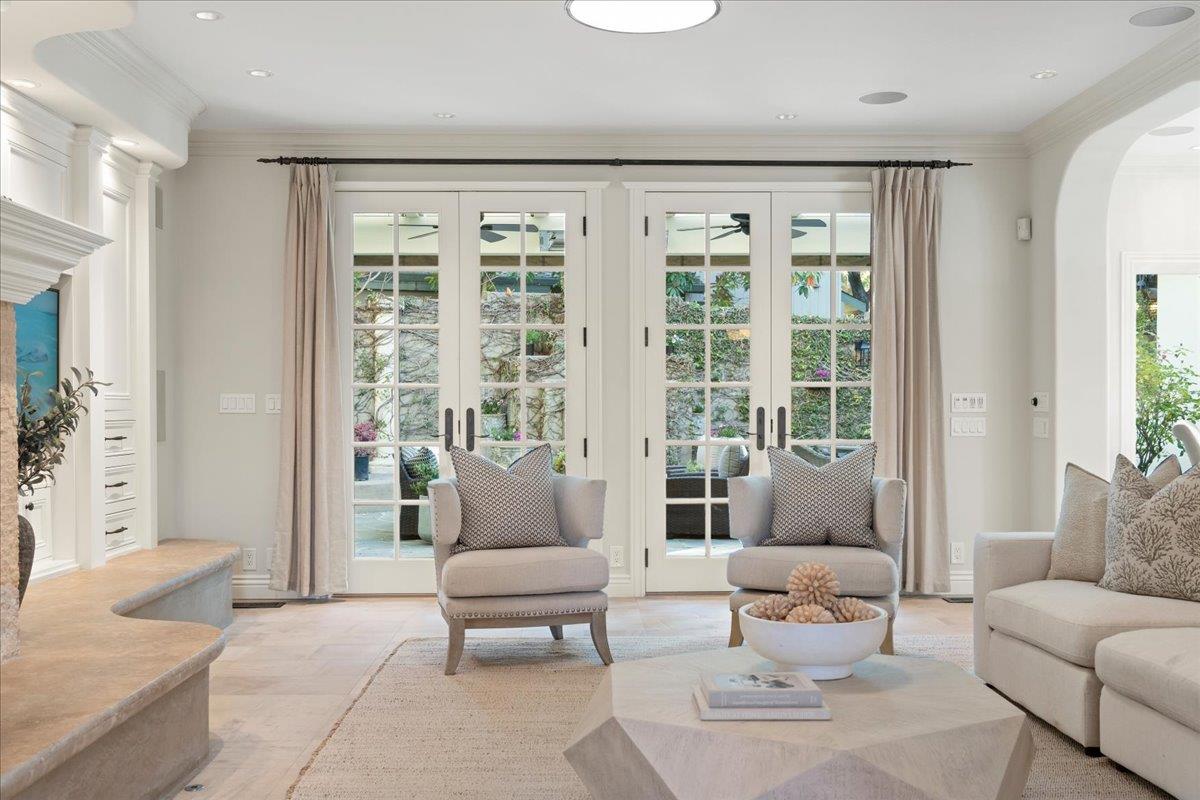 Detail Gallery Image 15 of 58 For 73 Mariposa Ave, Los Gatos,  CA 95030 - 5 Beds | 3 Baths
