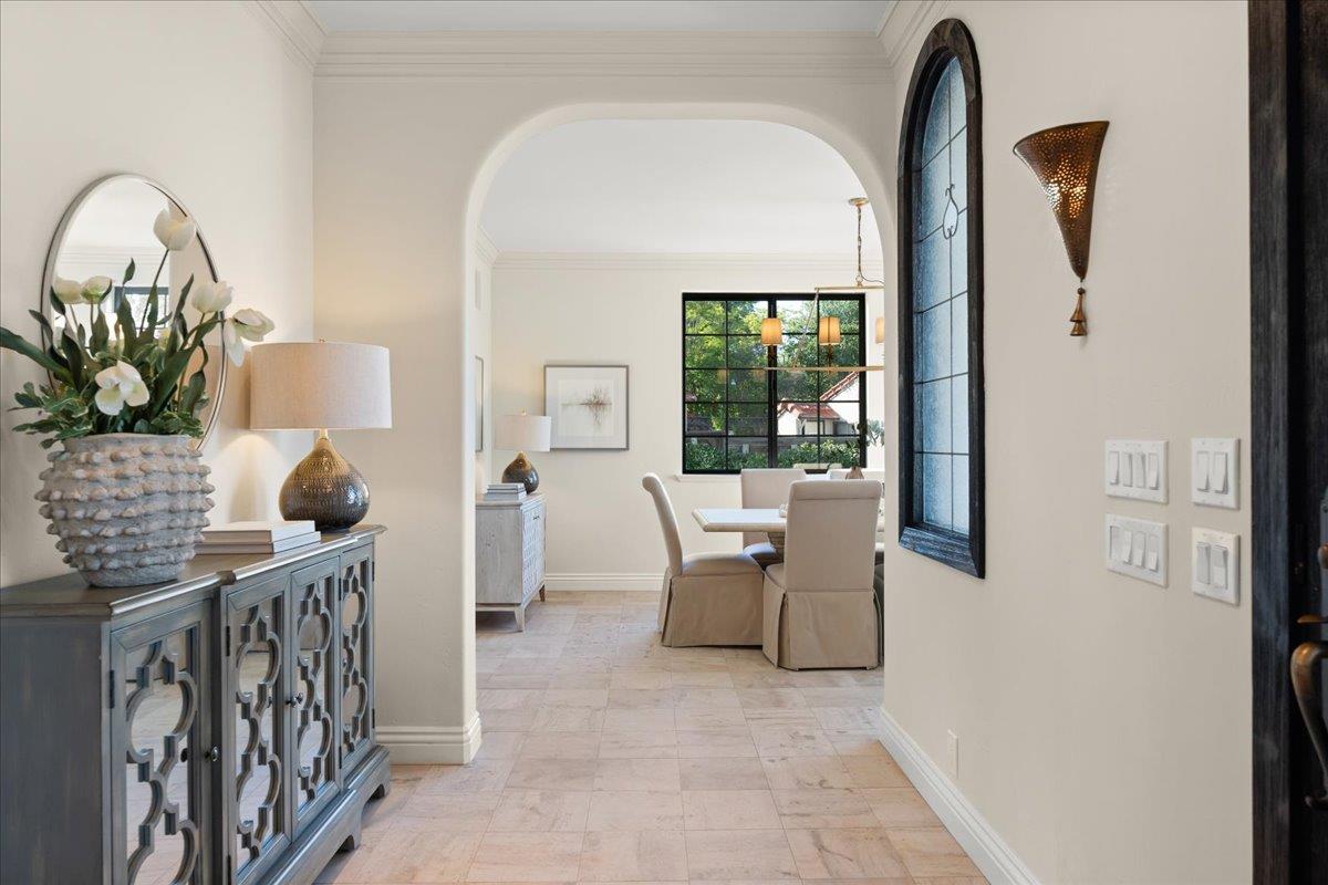 Detail Gallery Image 8 of 58 For 73 Mariposa Ave, Los Gatos,  CA 95030 - 5 Beds | 3 Baths