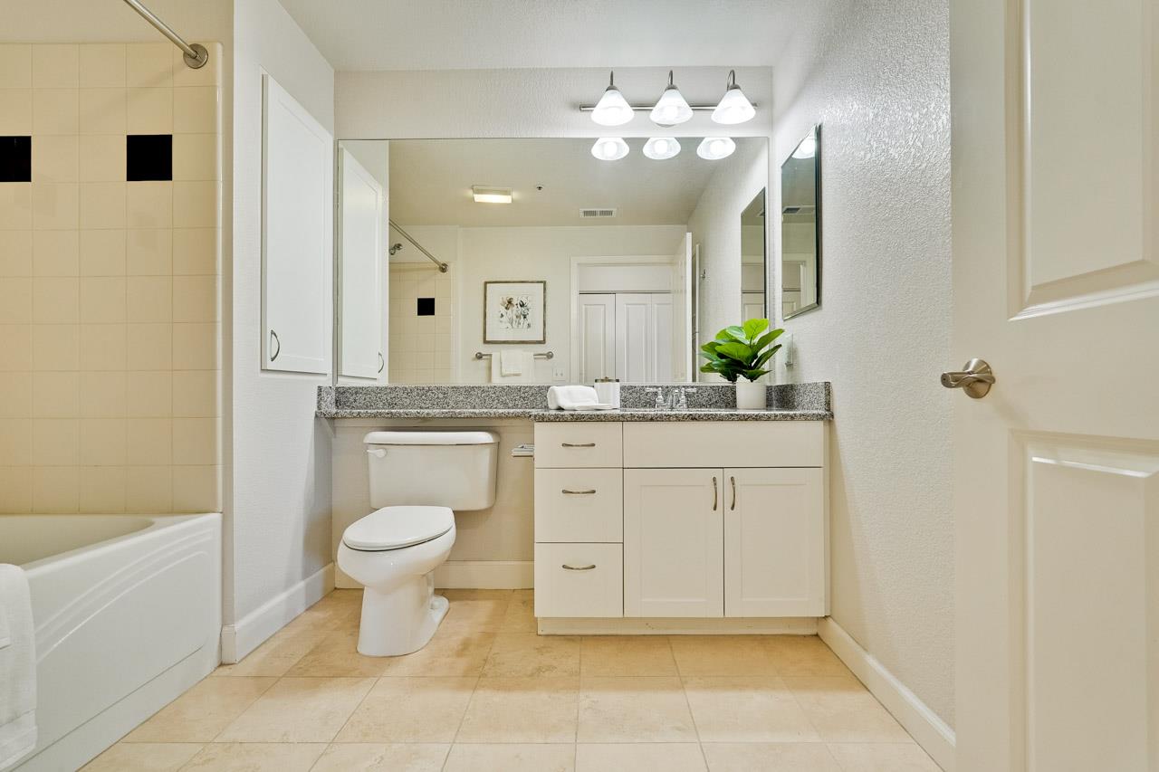 Detail Gallery Image 34 of 51 For 20488 Stevens Creek Blvd #1413,  Cupertino,  CA 95014 - 2 Beds | 2 Baths