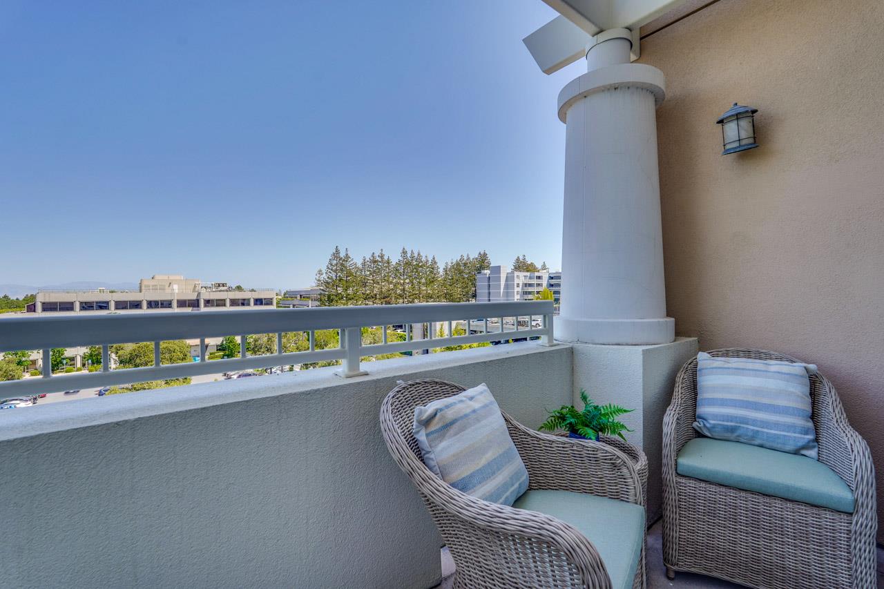 Detail Gallery Image 39 of 51 For 20488 Stevens Creek Blvd #1413,  Cupertino,  CA 95014 - 2 Beds | 2 Baths