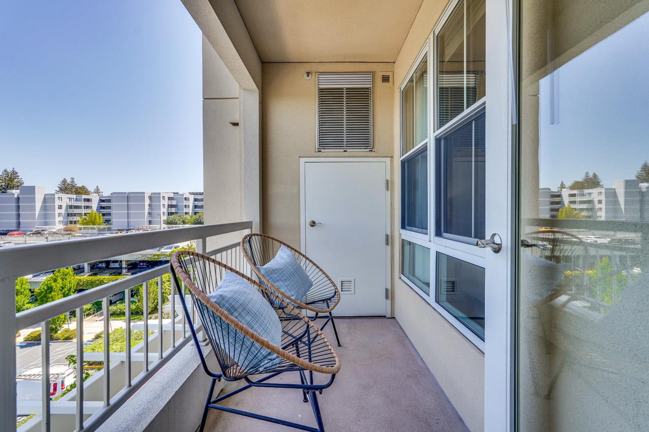 Detail Gallery Image 40 of 51 For 20488 Stevens Creek Blvd #1413,  Cupertino,  CA 95014 - 2 Beds | 2 Baths